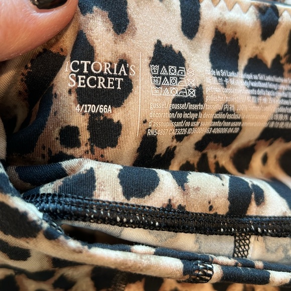 Victoria Secret - 4, animal print leggings, black/brown - Picture 5 of 5